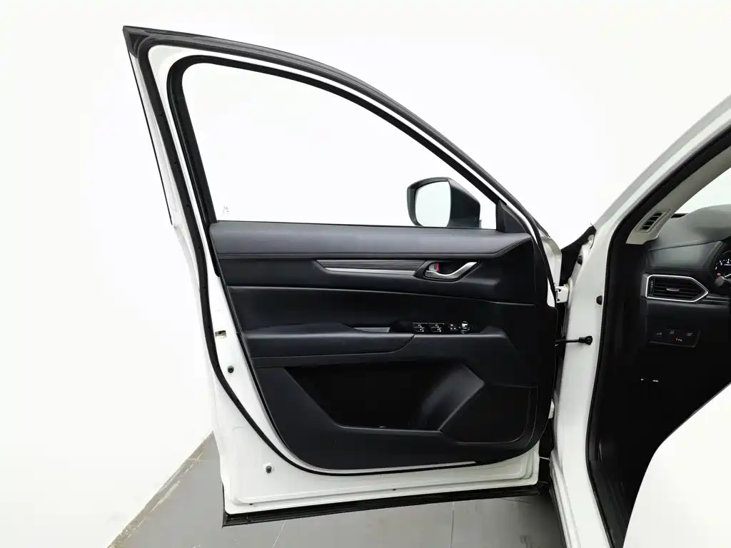 صورة 8 - Mazda CX-5