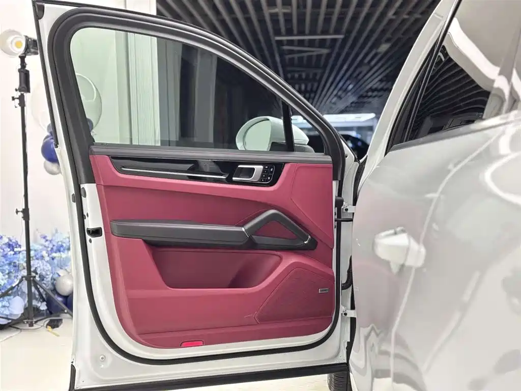 Porsche Cayenne 2019 Cayenne 3.0T фото 17