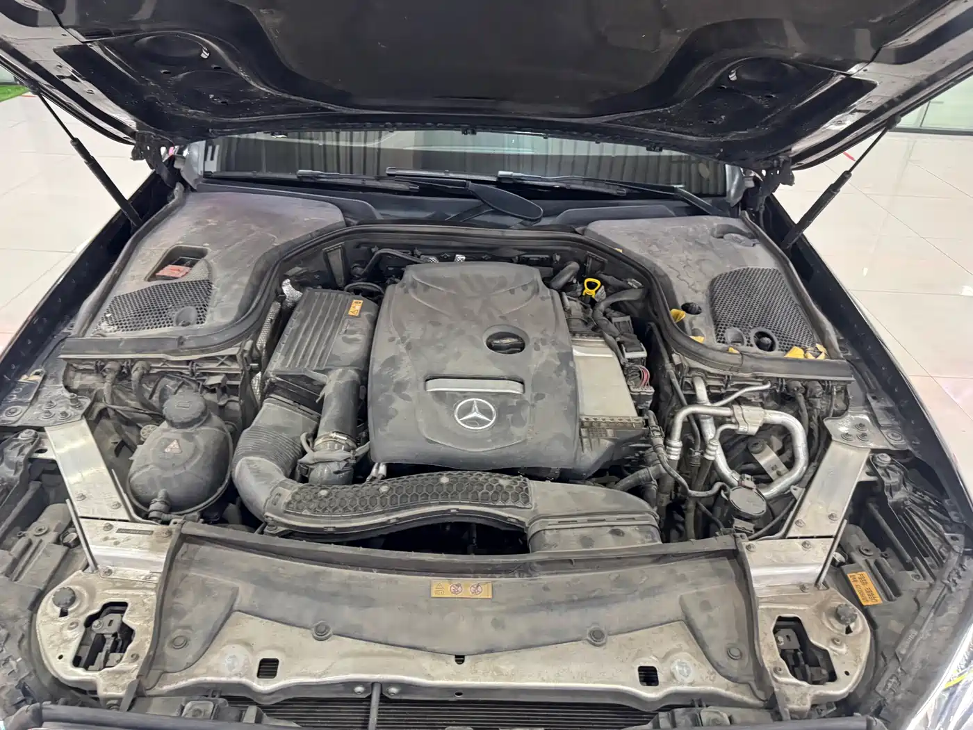 Mercedes-Benz E-Class 2016 E 300 L Luxury фото 23