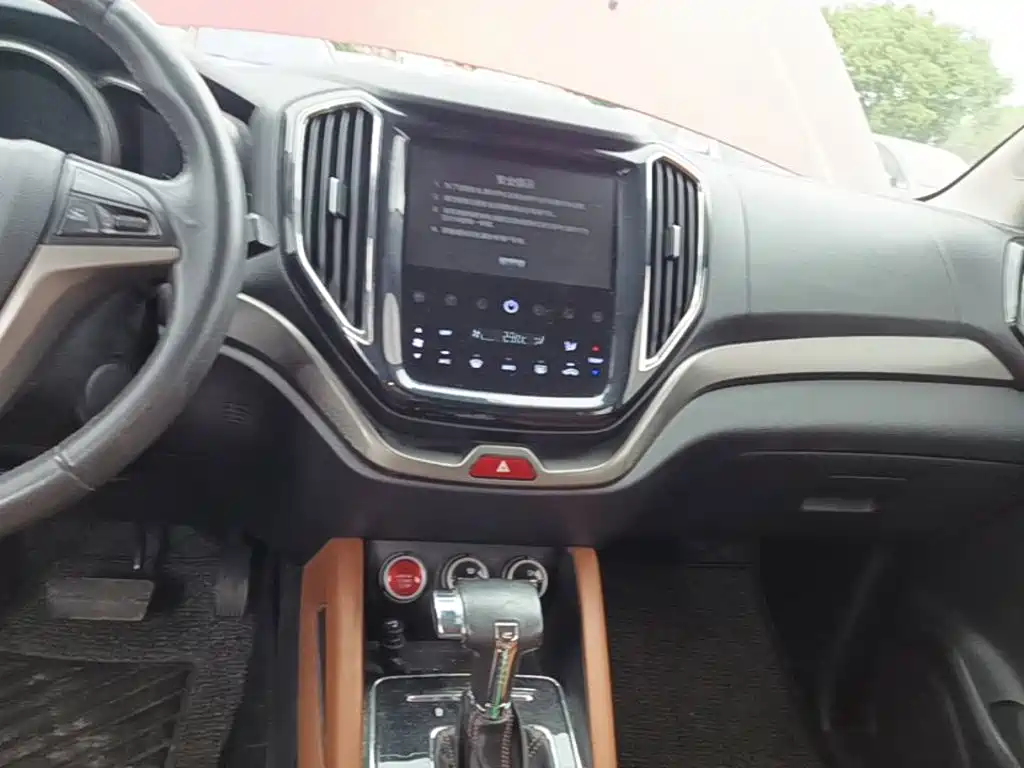Changan Oshan Changan Oushang CX70 2017 2017 CX70T 1.5T Automatic Zun Qing Edition