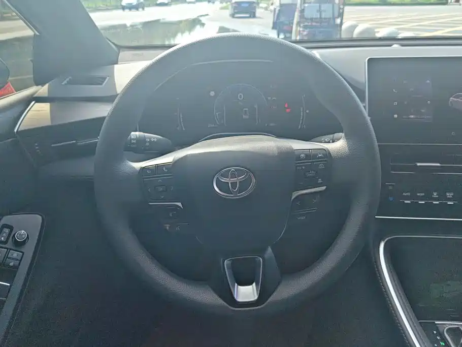 Toyota Avalon 2026 2024 Model 2.0L Progressive Edition