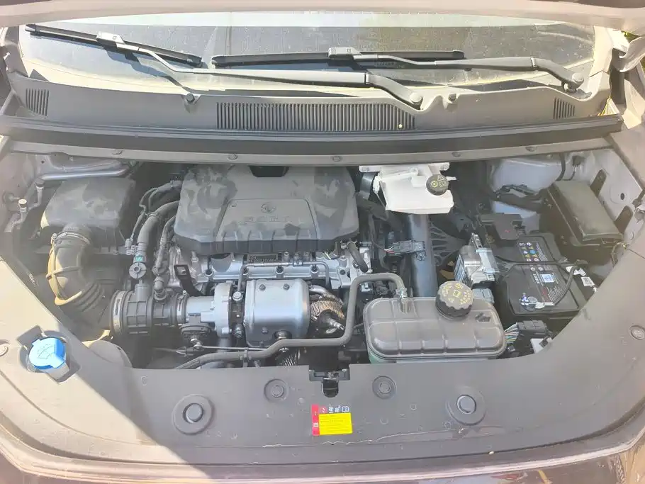 Photo 10 - Wuling Motors Xingguang 730