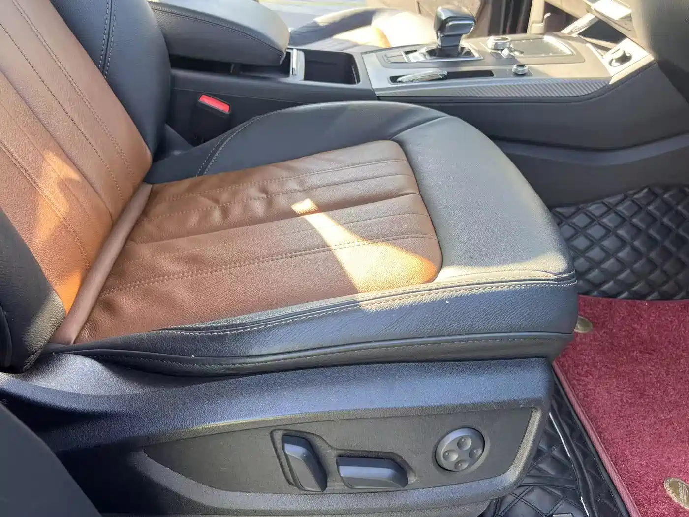 Audi Q5L 2020 45 TFSI Exclusive Fashion фото 11