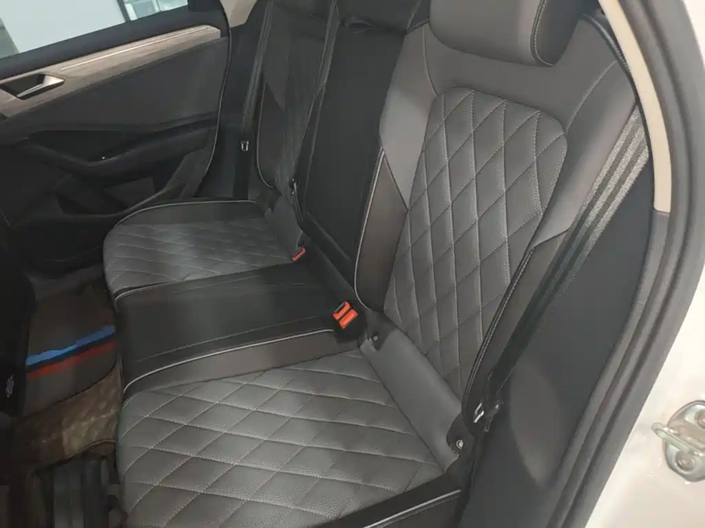 Volkswagen Sagitar, миниатюра 17