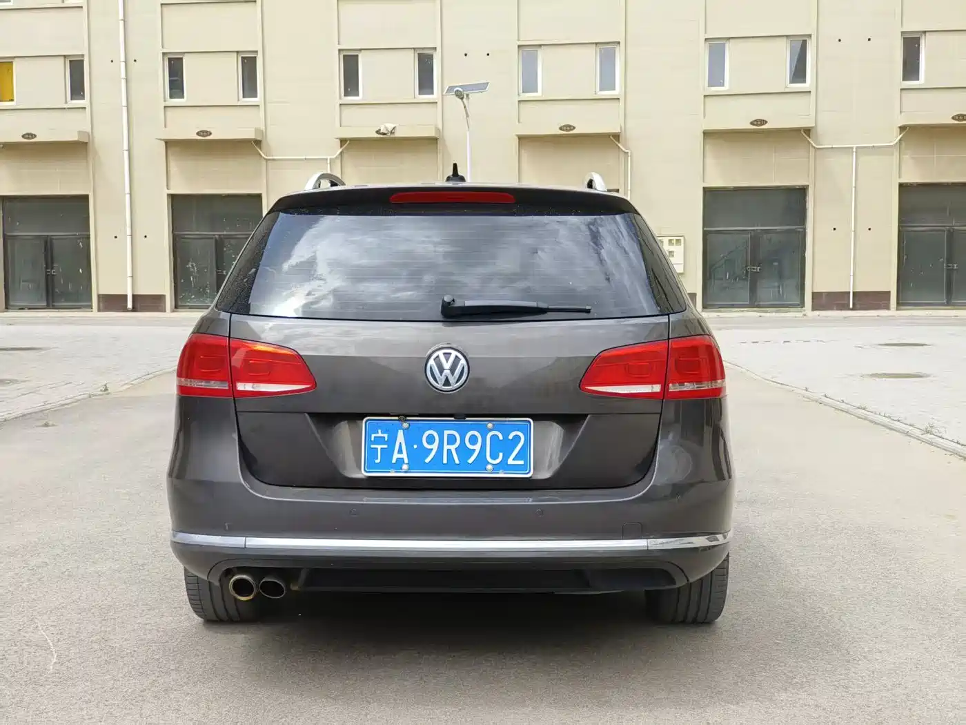 Volkswagen Magotan (Import) 2012 Wagon 2.0TSI Comfort фото 8