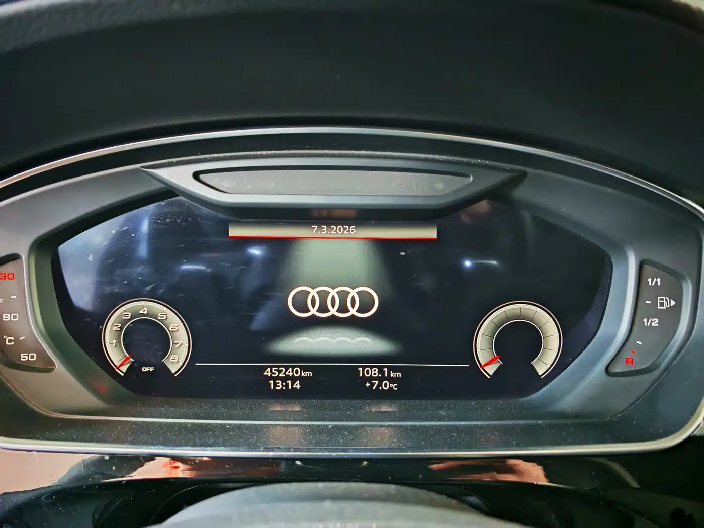 Audi A8 2024 Model A8L 45 TFSI quattro Luxury фото 9