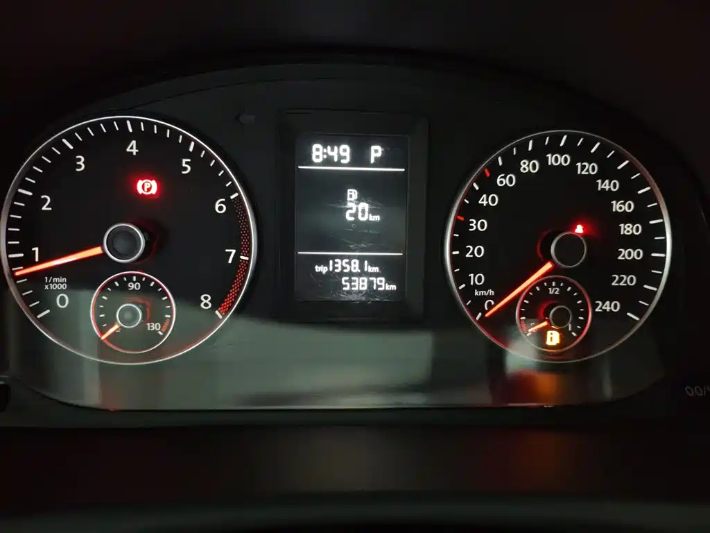 Volkswagen Touran 2015 1.4T DSG Comfort Edition 5-seater фото 8