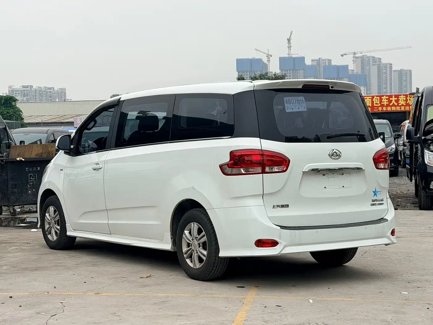 SAIC Maxus Maxus G10 2021 2.0T Automatic Elite Edition Gasoline 7-Seater фото 6