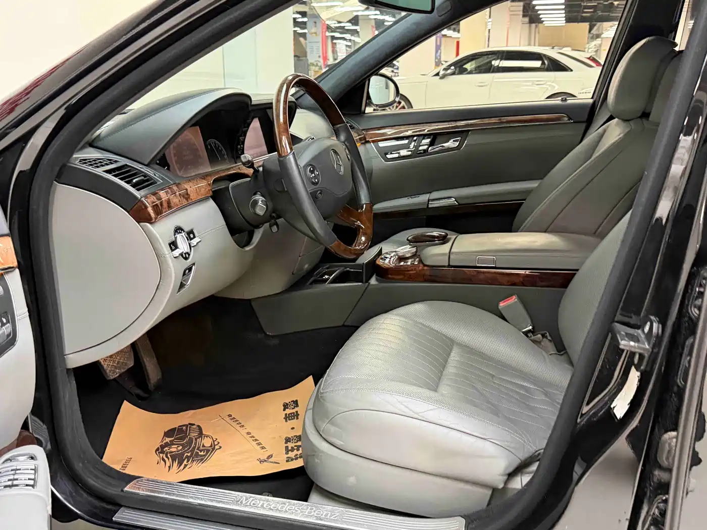 Mercedes-Benz S-Class 2008 Model S 600 L фото 6