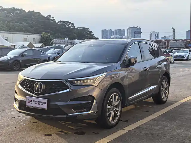 Acura RDX 2019 2.0T Premium Edition China VI — фото 1