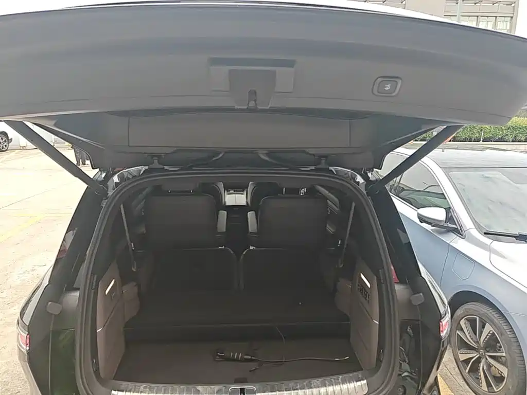 NIO ES8 2025 2025 Base Model