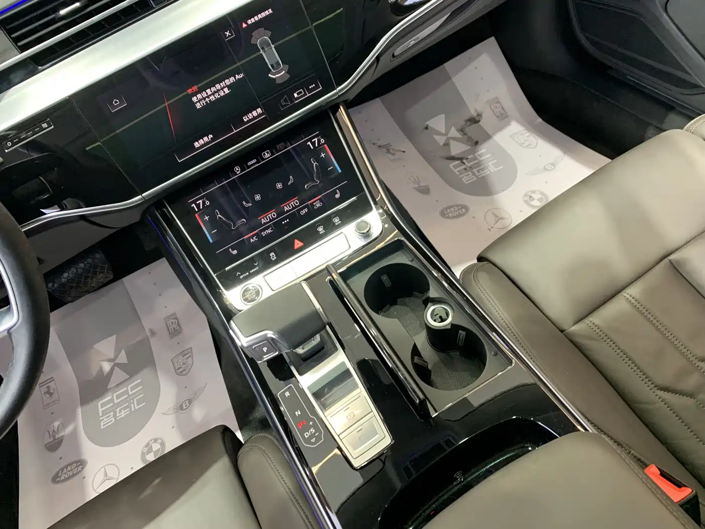 Audi A8 2023 A8L 45 TFSI quattro Luxury фото 12