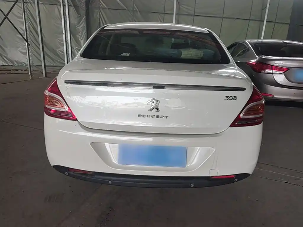 Peugeot 308 2015 2014 Model Joy Edition Classic 1.6L Manual Superior Style