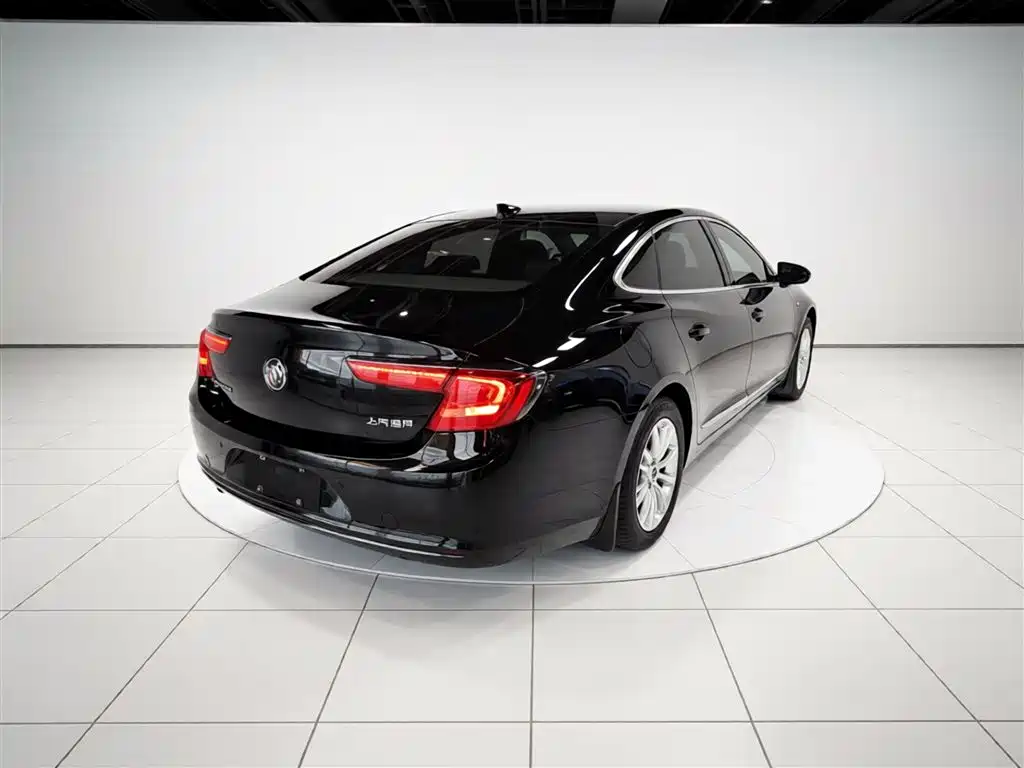 Buick LaCrosse 2018 Model 20T Elite Edition фото 5