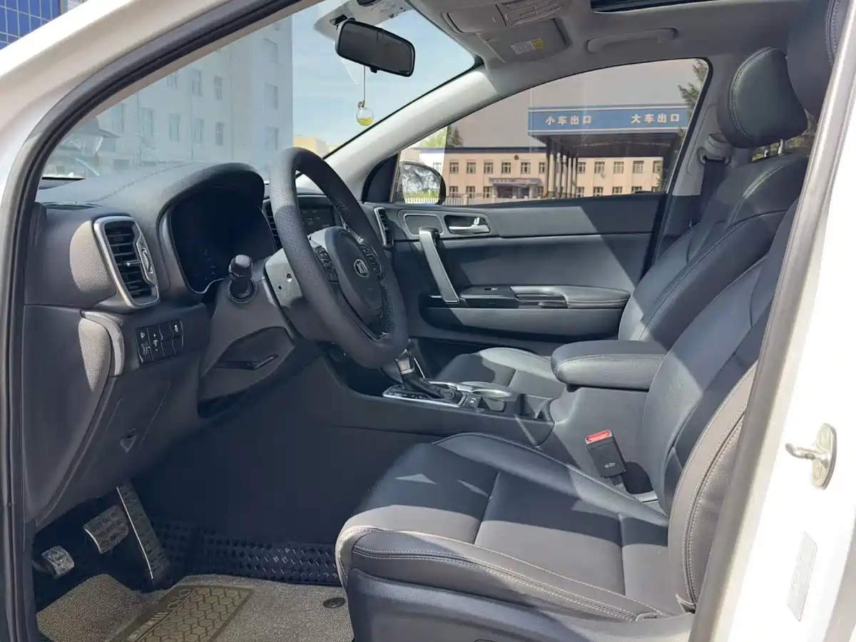 KIA KX5