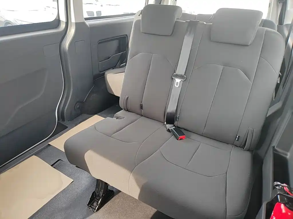 JAC Refine M3 2024 2023 PLUS 1.8L Comfort 7/8-seater