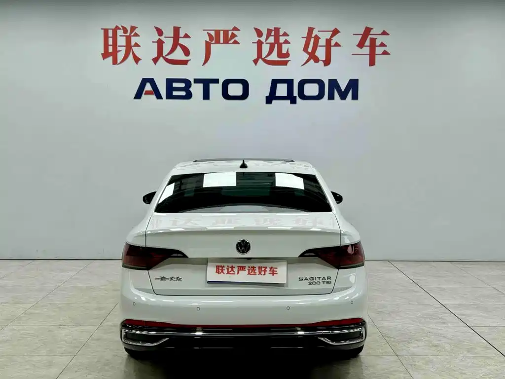 Volkswagen Sagitar, миниатюра 6