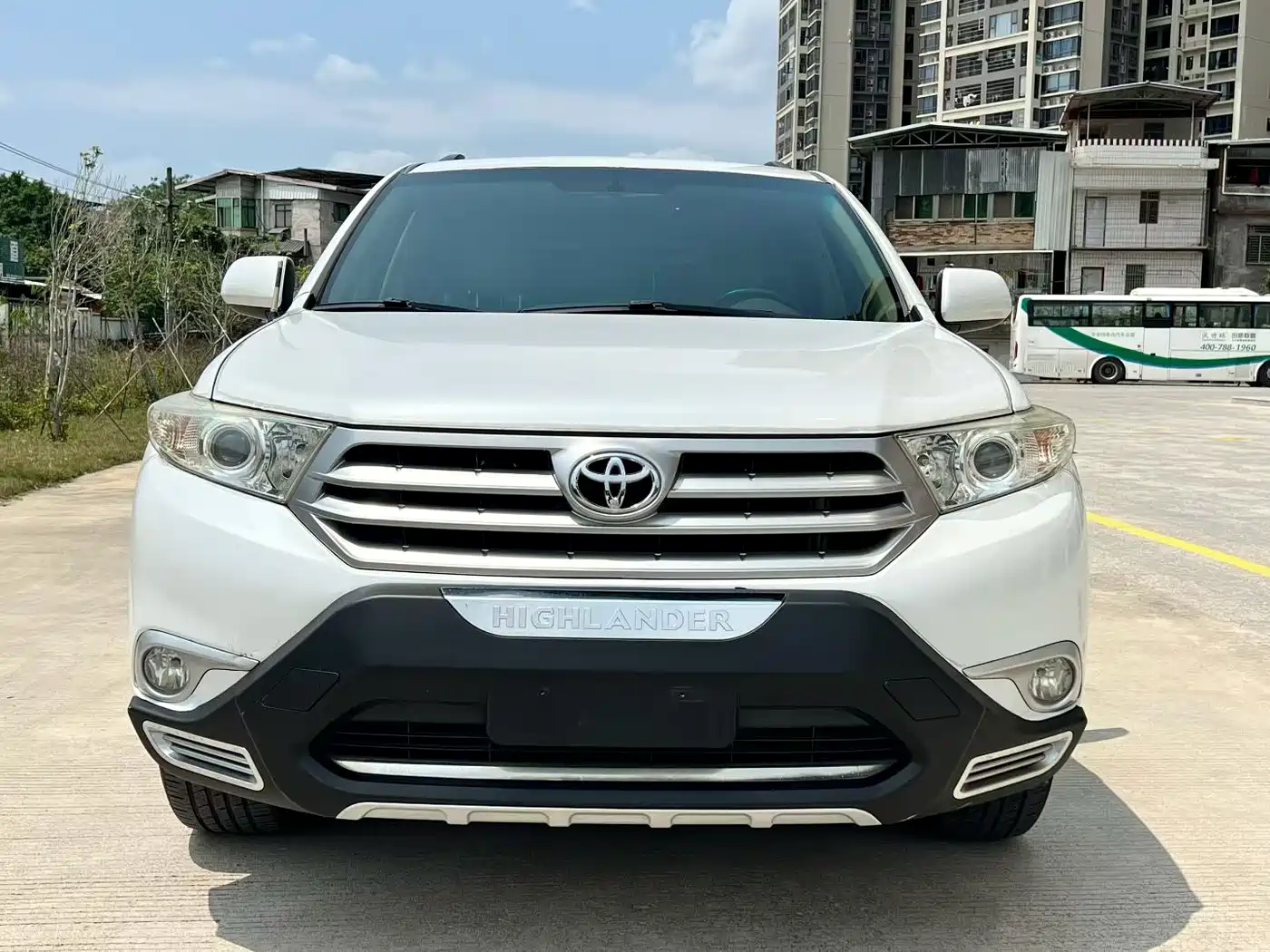Toyota Highlander 2013 2.7L 2WD 5-seater Purple Gold Edition фото 2