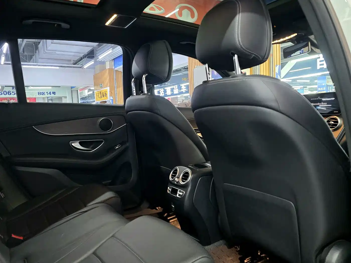 Mercedes-Benz GLC 2021 GLC 260 L 4MATIC Luxury фото 8