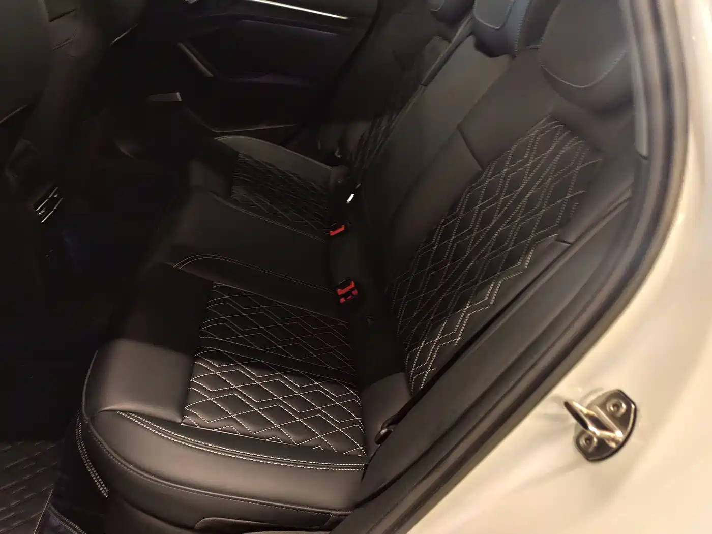Audi A3 2025 Sportback 35TFSI Flying Premium фото 8