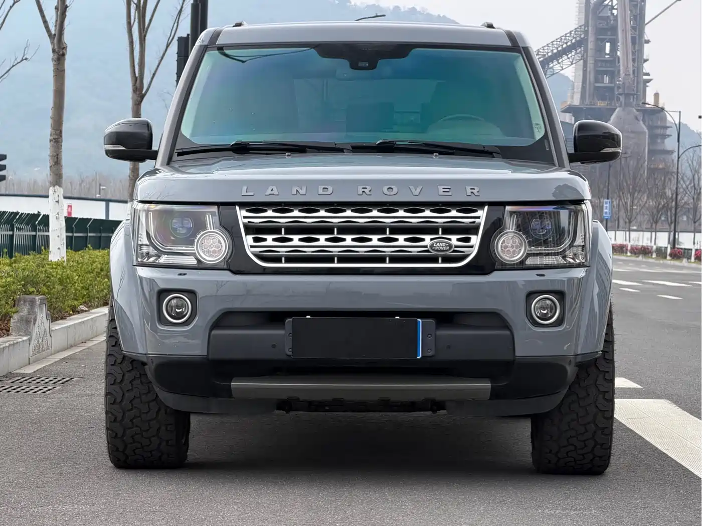 Land Rover Discovery 2016 3.0 SC V6 HSE фото 2