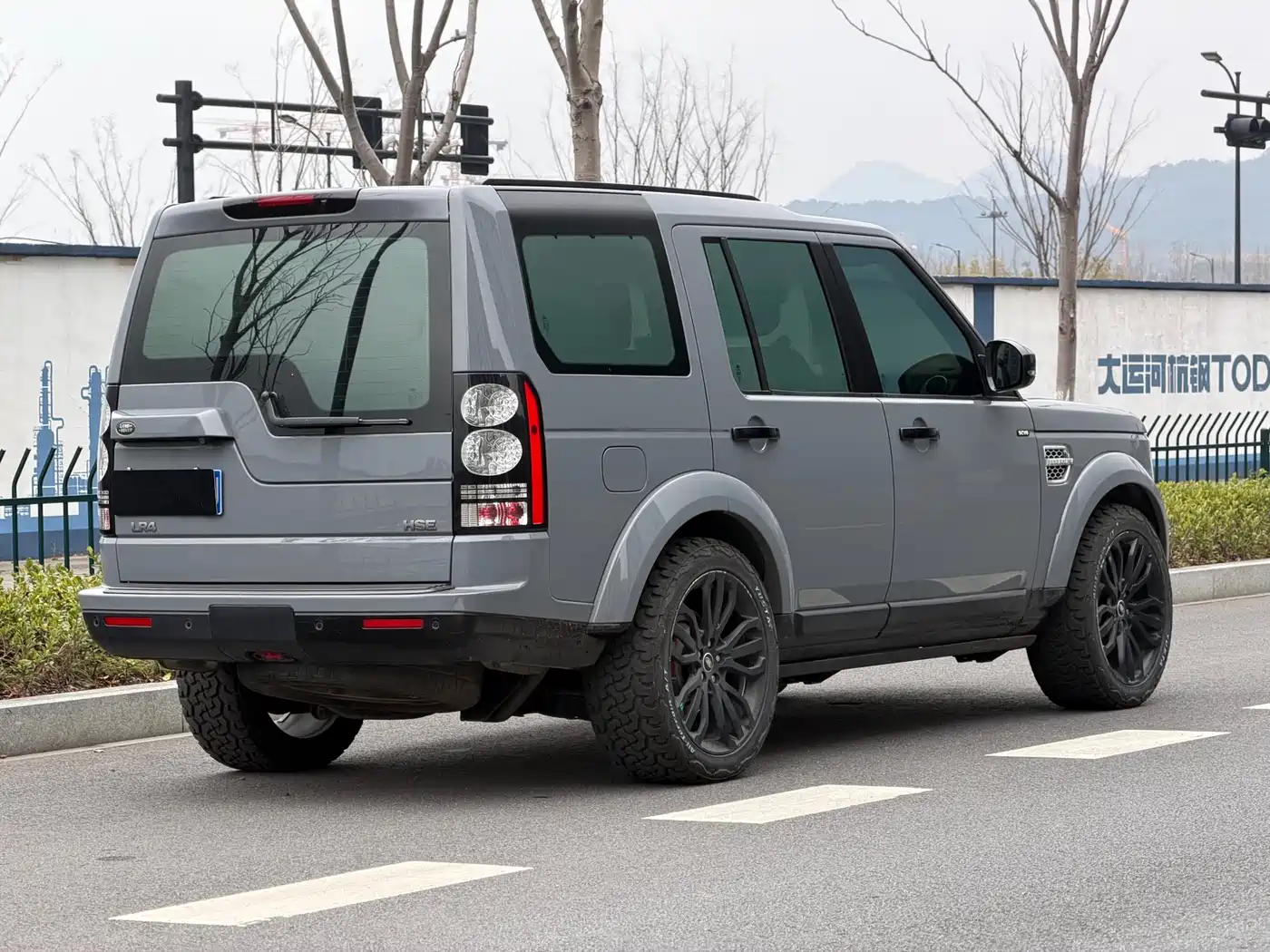 Land Rover Discovery 2016 3.0 SC V6 HSE фото 7