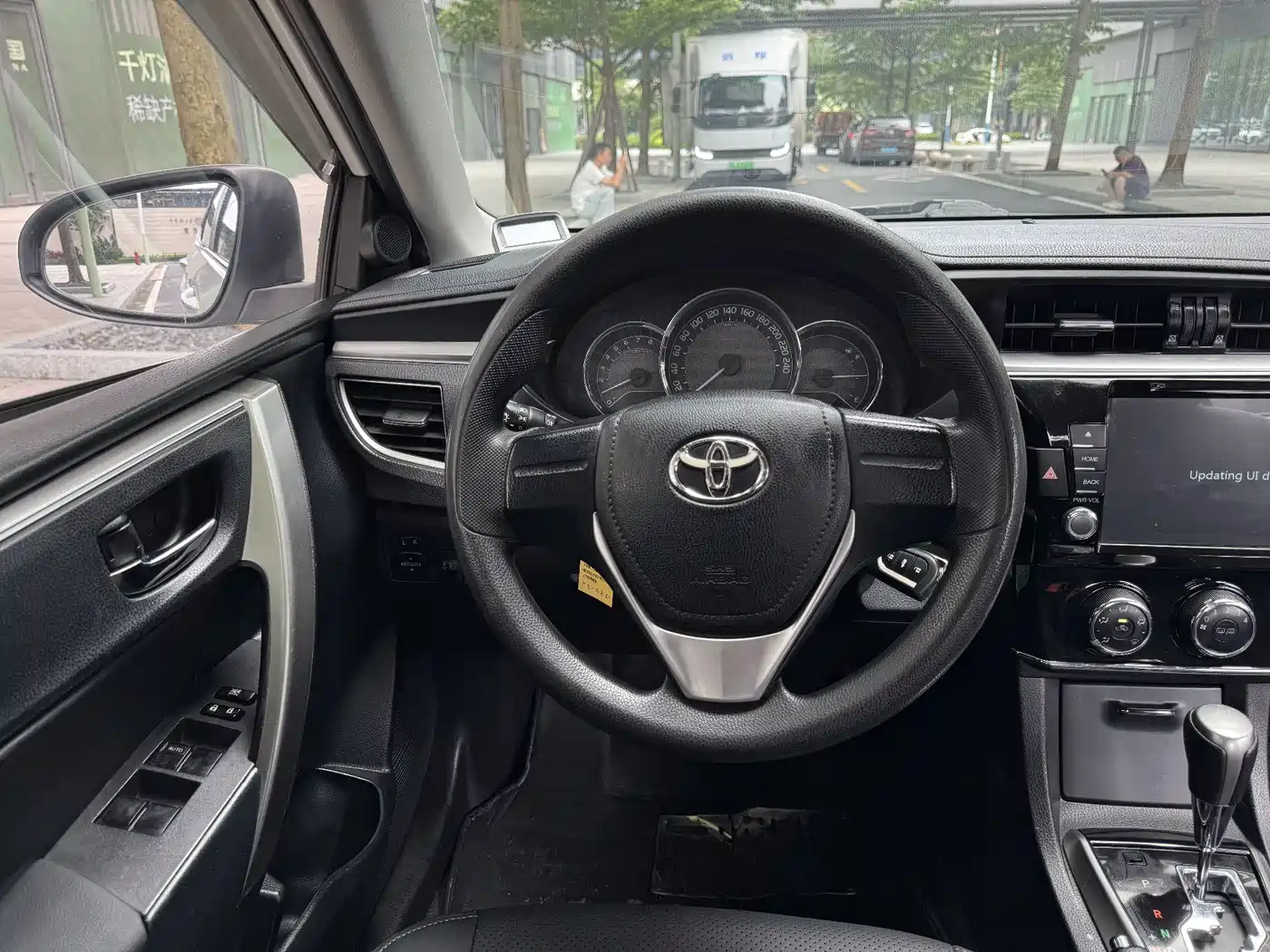 Toyota Corolla 2014 1.6L CVT GL фото 6