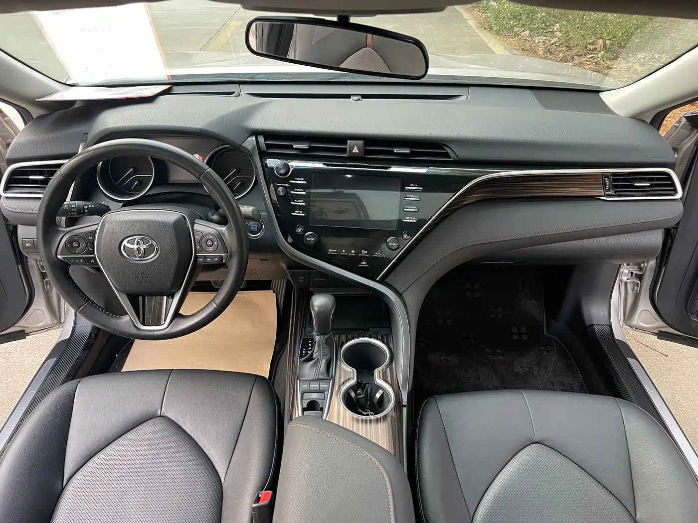 Toyota Camry 2018 2.5G Luxury Edition фото 4