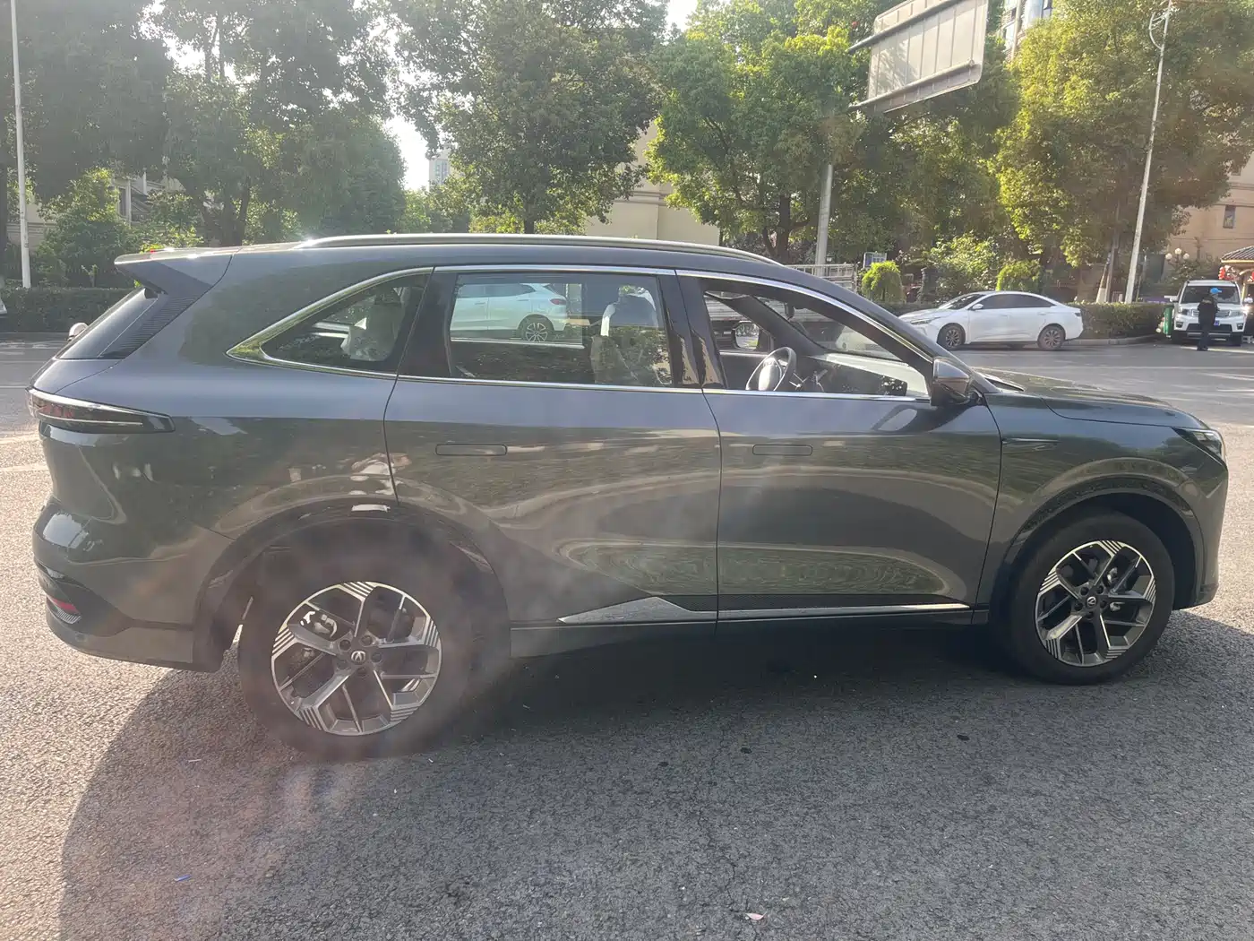 CHANG'AN CS75PLUS