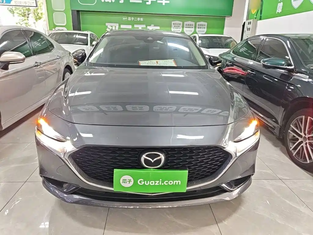 Фото 3 - Mazda Mazda 3