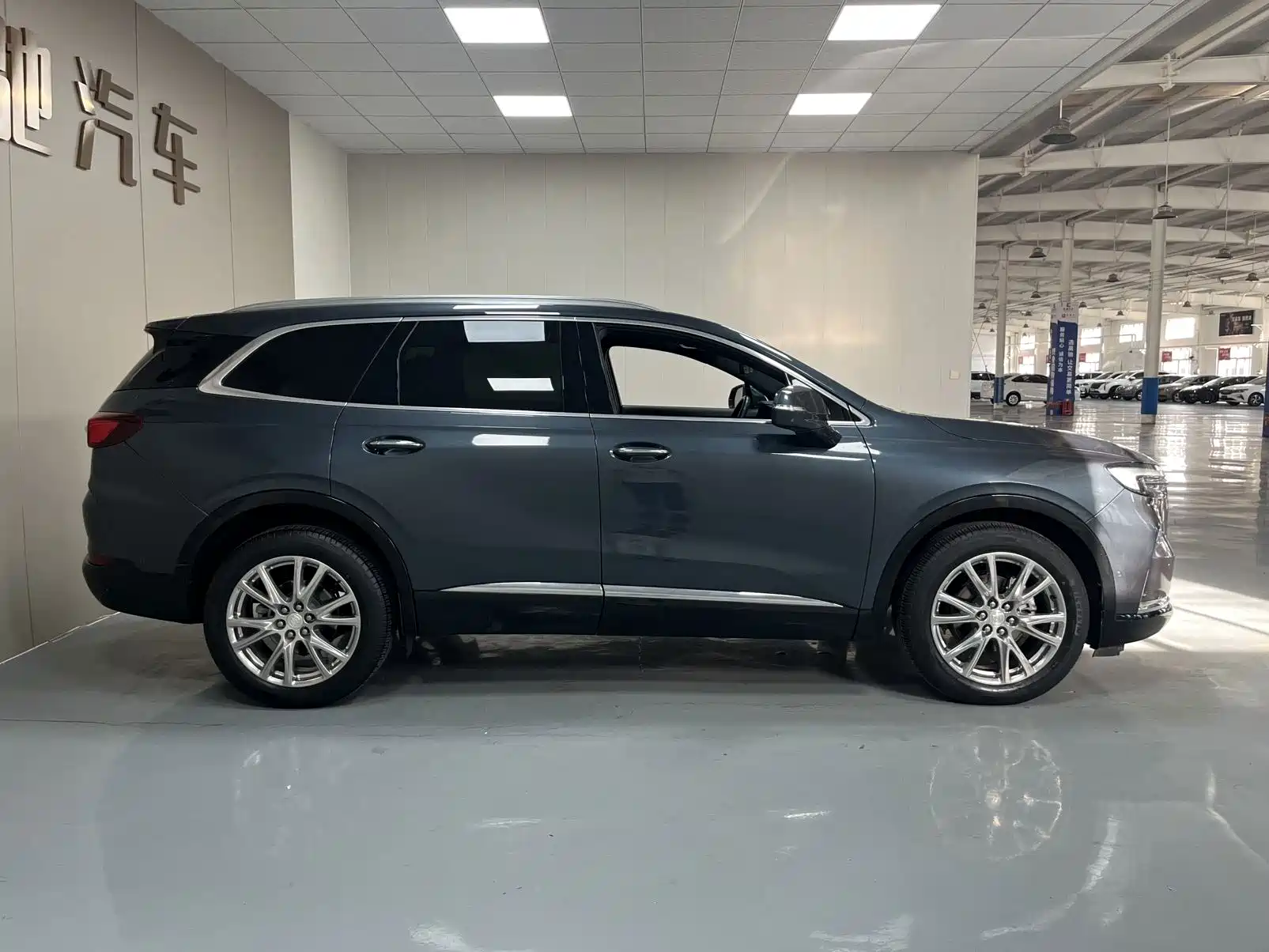 Фото 13 - Buick Enclave