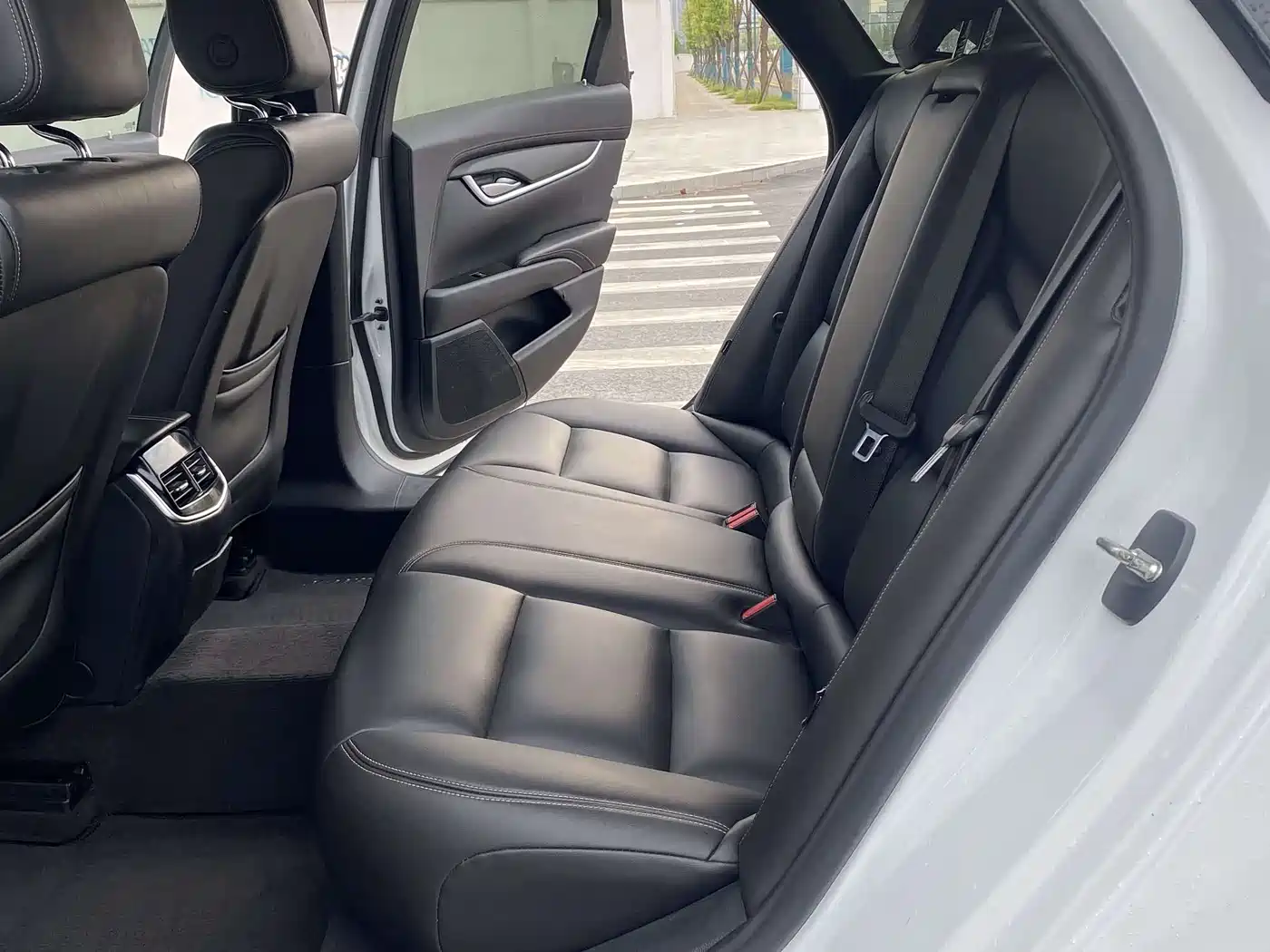 Cadillac XTS 2018 28T Technology фото 5