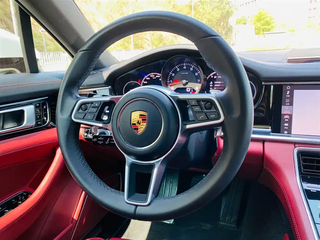 Porsche Panamera 2017 Panamera 3.0T фото 26