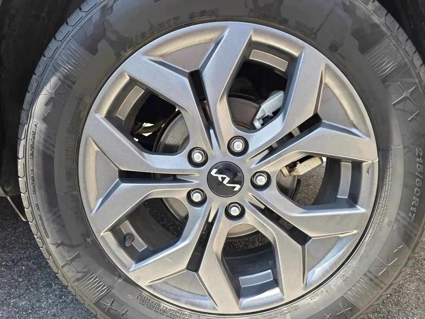 Kia Seltos 2024 2023 1.5L CVT Luxury Edition