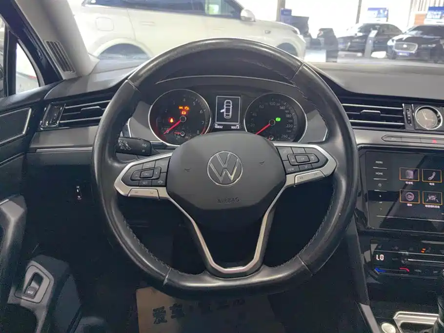 Volkswagen Magotan 2020 330TSI DSG Leading фото 15
