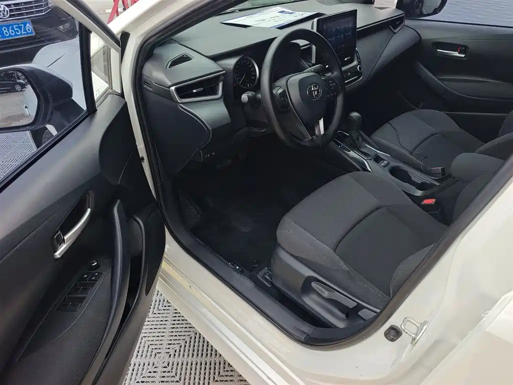 Toyota Levin 2021 185T CVT Luxury Edition фото 16