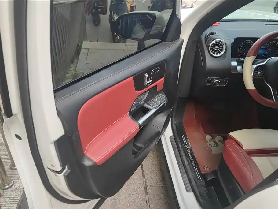 Mercedes-Benz GLB 2023 GLB 220 Style фото 7