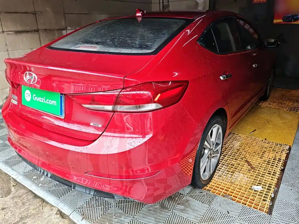 Hyundai Elantra 2016 Model 1.6L Automatic Smart Elite фото 7
