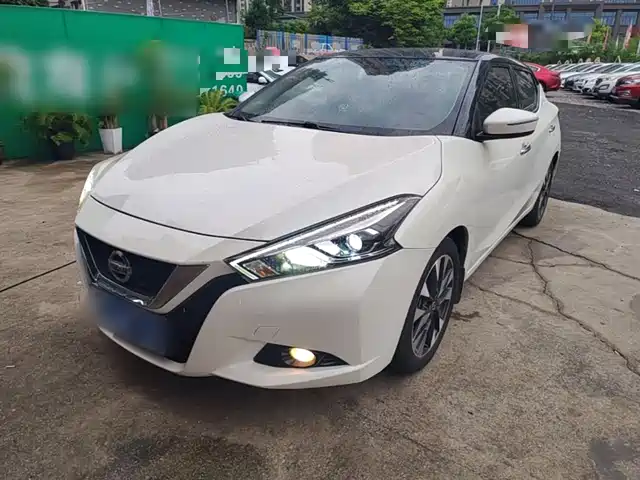  Nissan Bluebird 2016 1.6L CVT Smart Cool