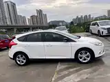Фото 4 - Ford Focus