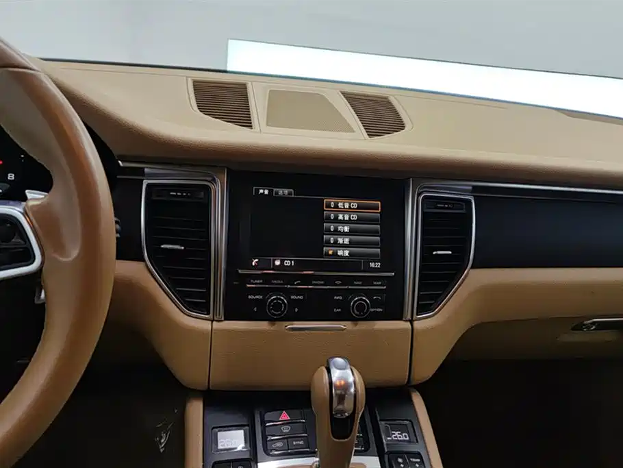 Porsche Macan 2014 Macan 2.0T фото 13