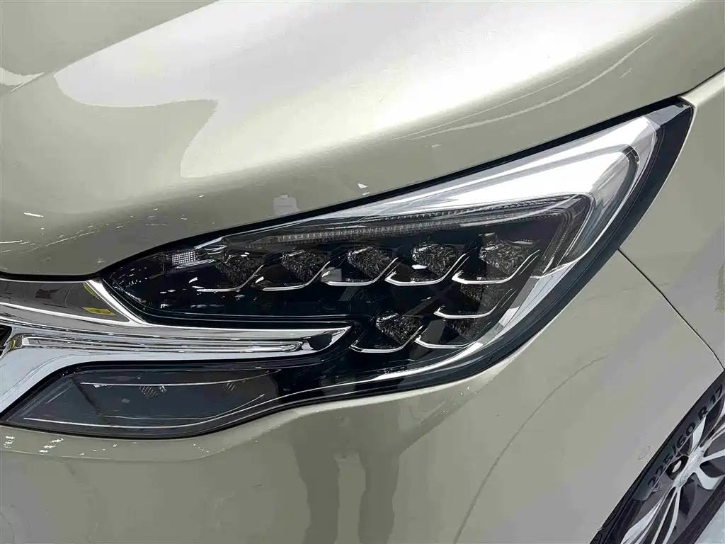 Buick GL8 2022 ES Landmark 653T Premium фото 17