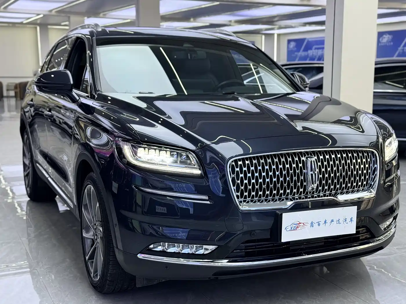 LINCOLN NAVIGATOR
