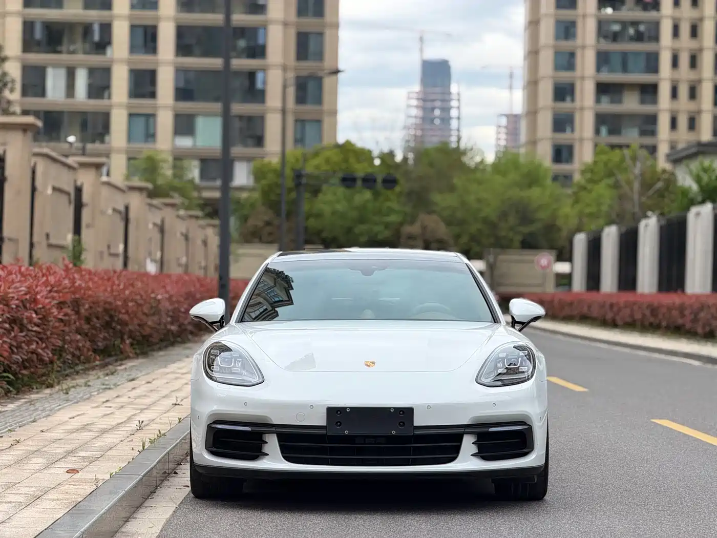 Porsche Panamera 2017 Panamera 3.0T фото 2