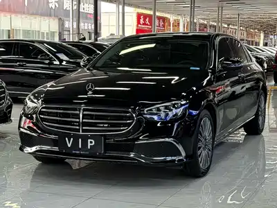 Mercedes-Benz E