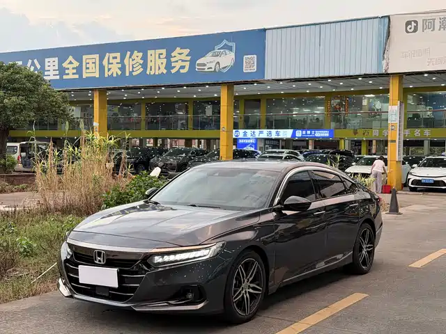 Honda Accord Динамика, гибрид, 2.0L, Night Shadow, Смарт