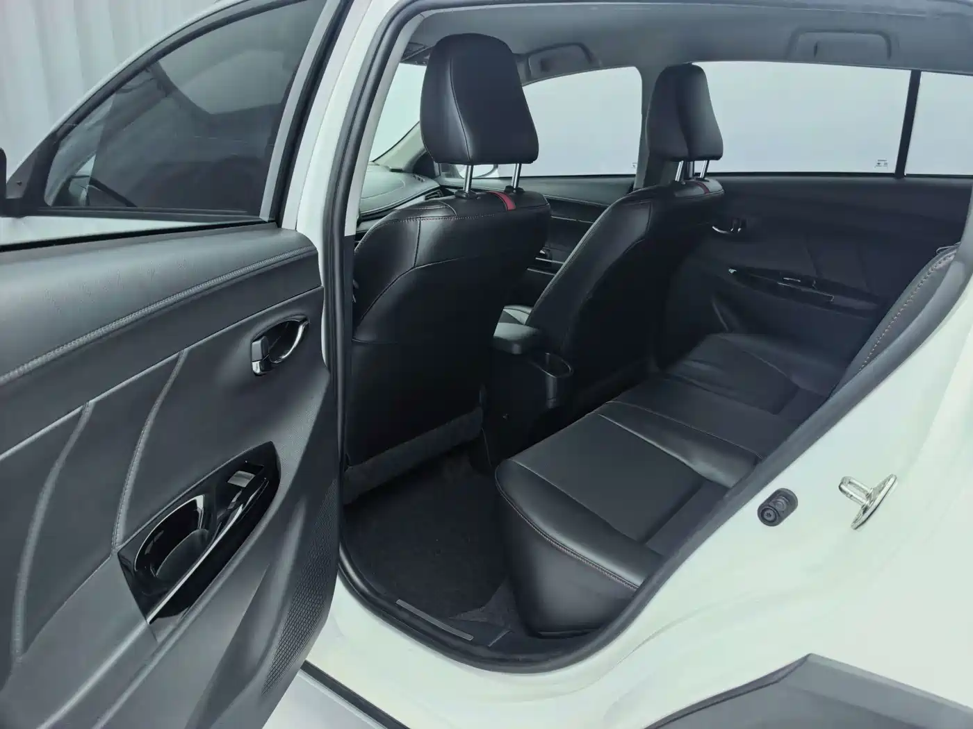 Toyota Yaris, миниатюра 11