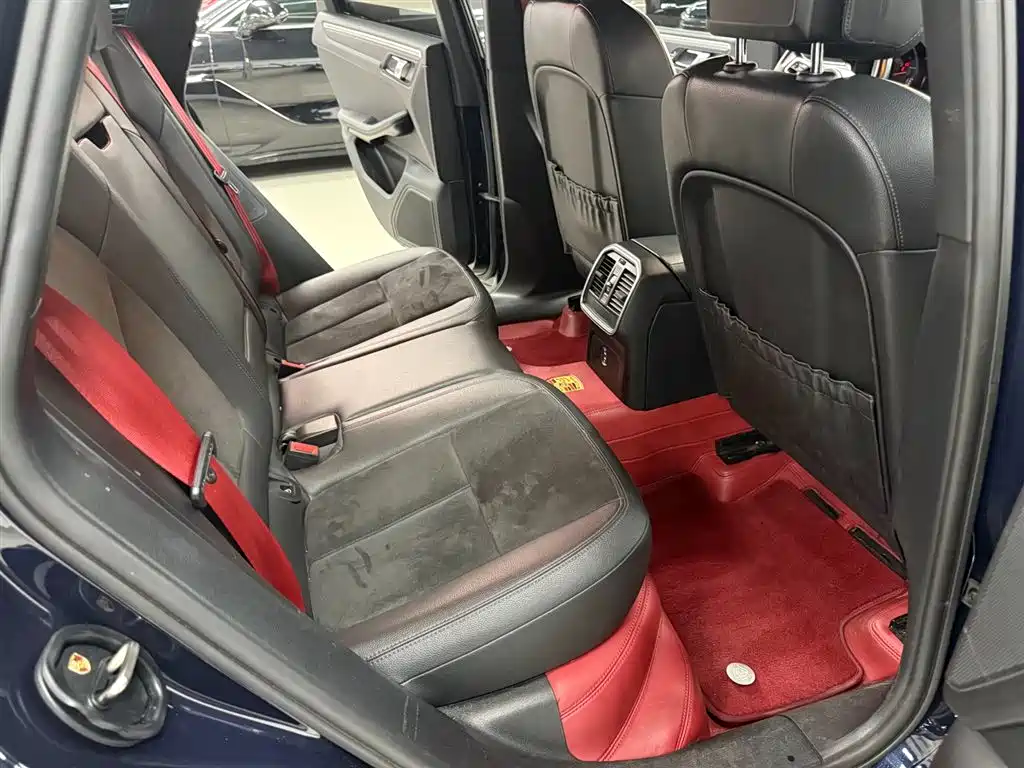 Porsche Macan, миниатюра 17