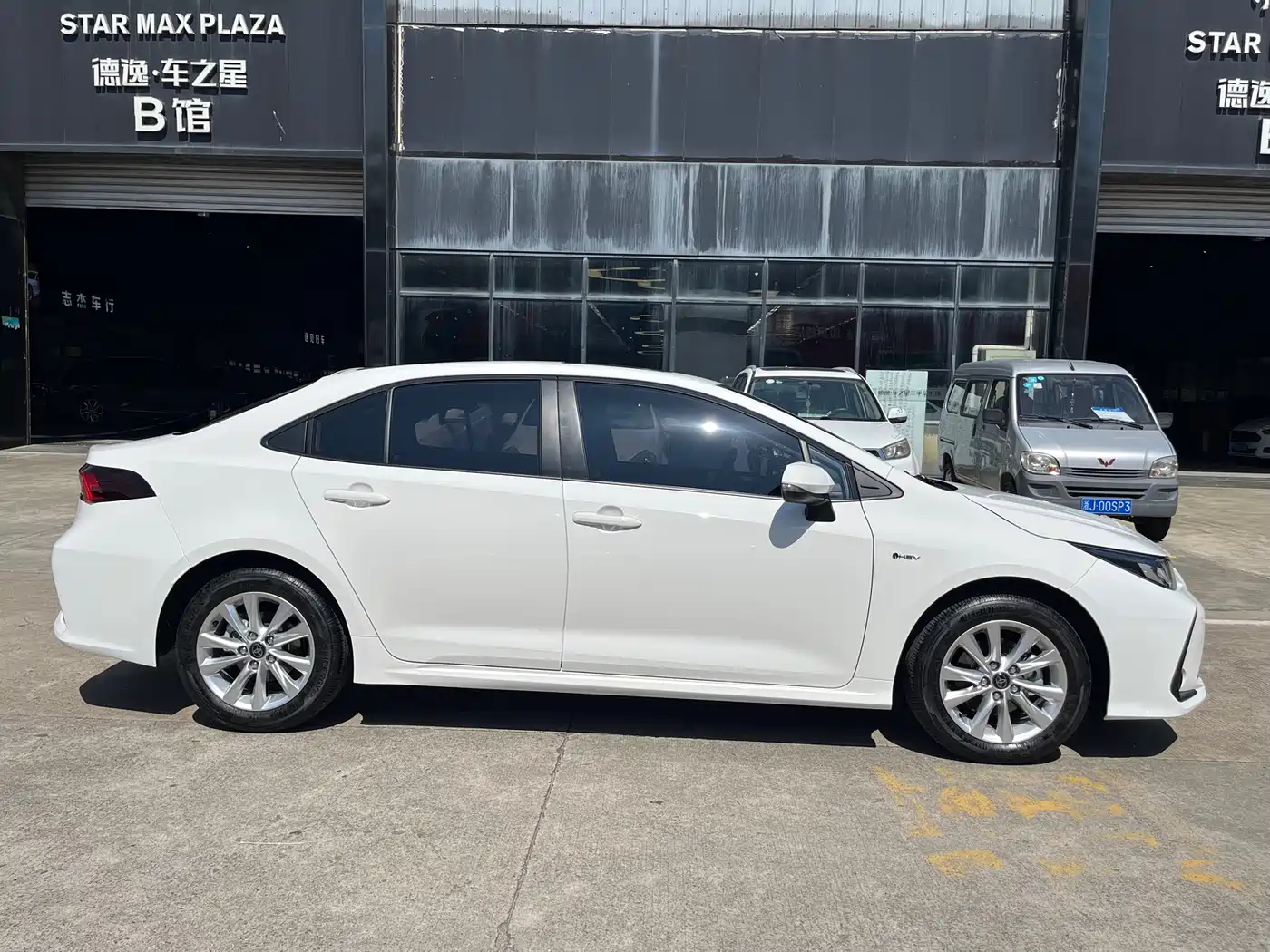 Toyota Corolla 2024 Model 1.8L Smart Hybrid Elite Edition фото 4