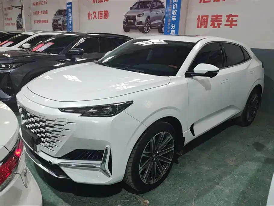 CHANGAN UNI-K